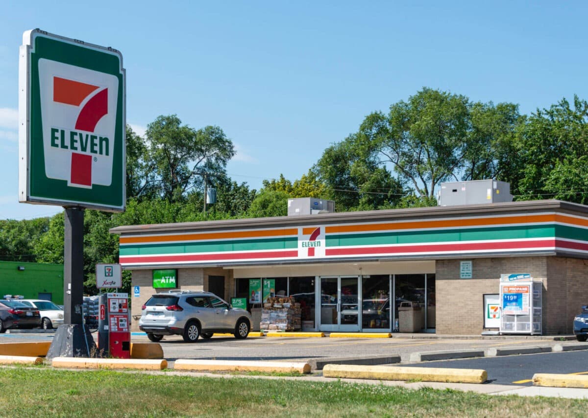 7 Eleven net lease properties