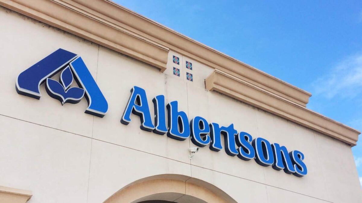 Albertsons triple net leases