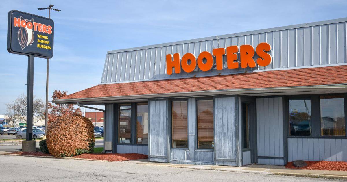 Hooters commercial properties for sale