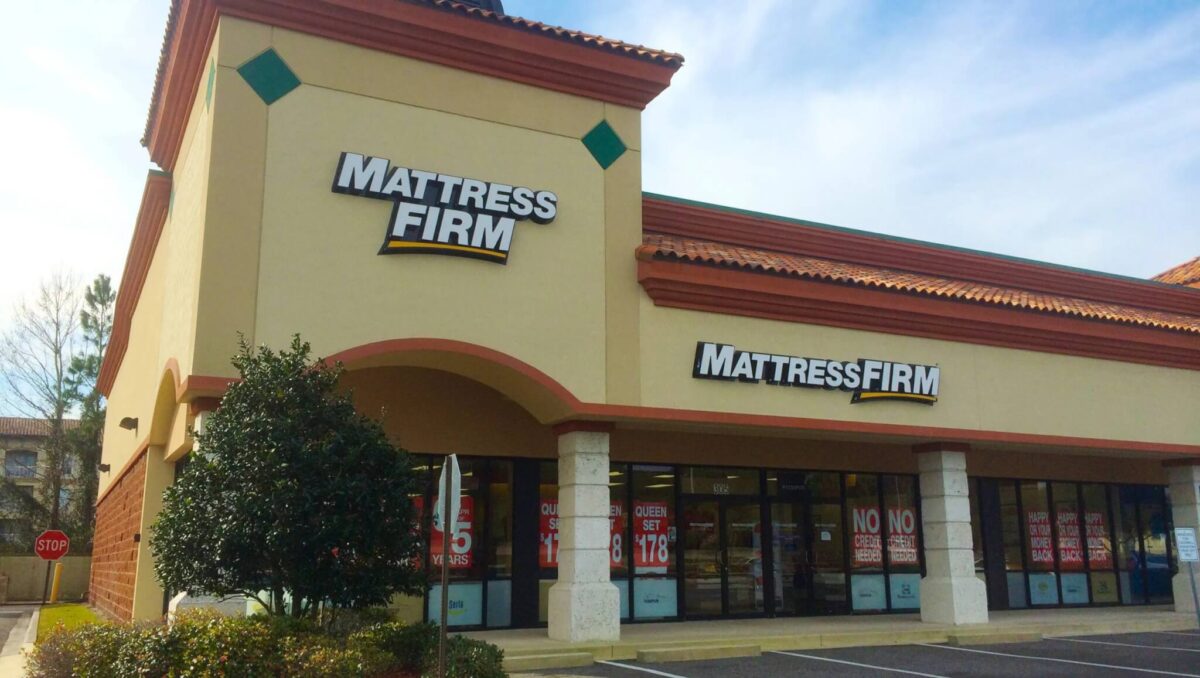 Mattress Firm net lease properties