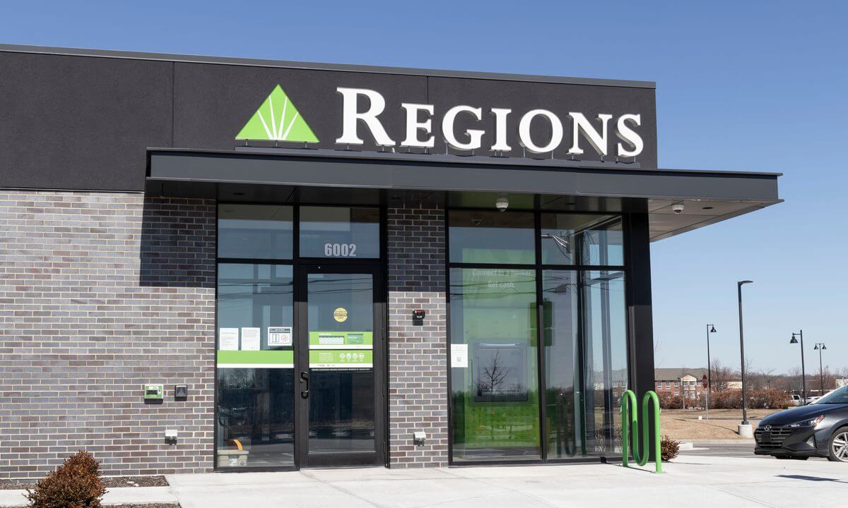 Regions Bank net lease world