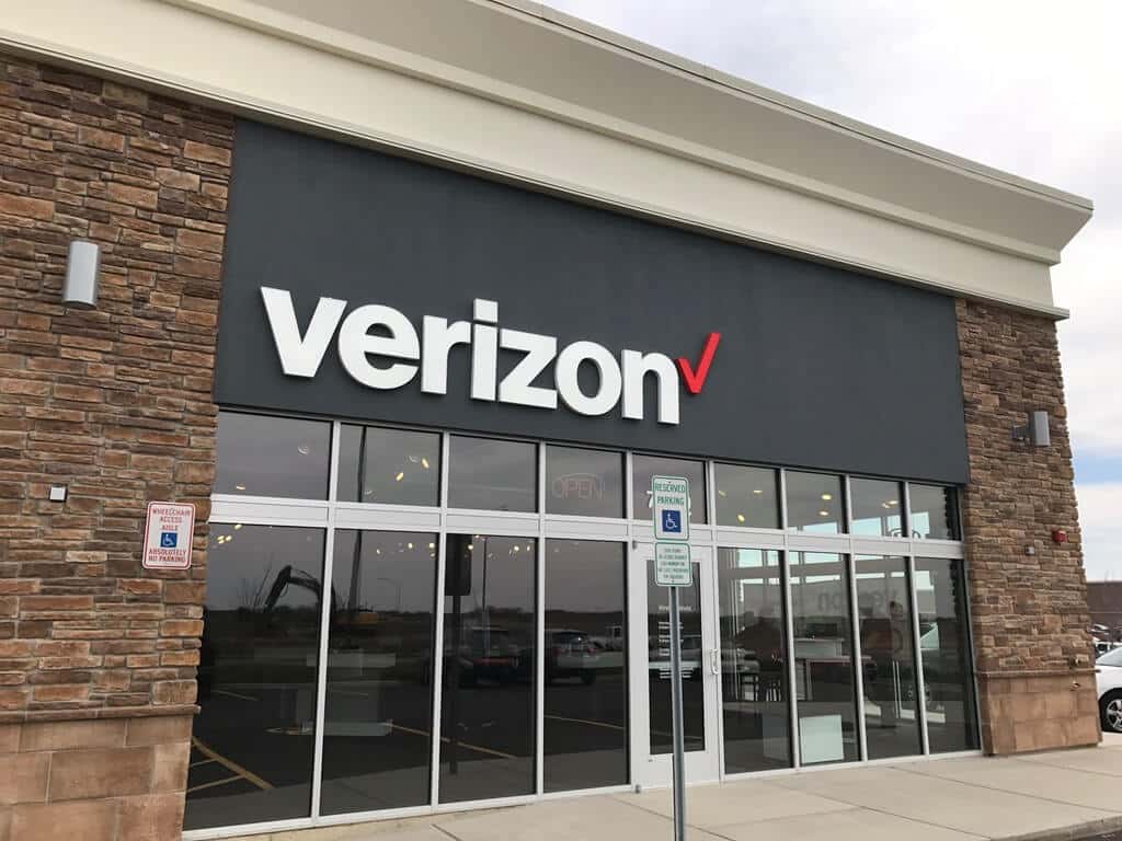 Verizon commercial lease