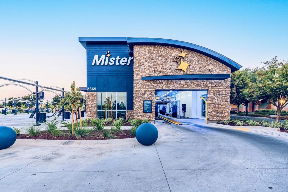 Mister Car Wash commercial lease